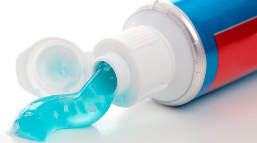 Зубна паста, що відновлює зуби